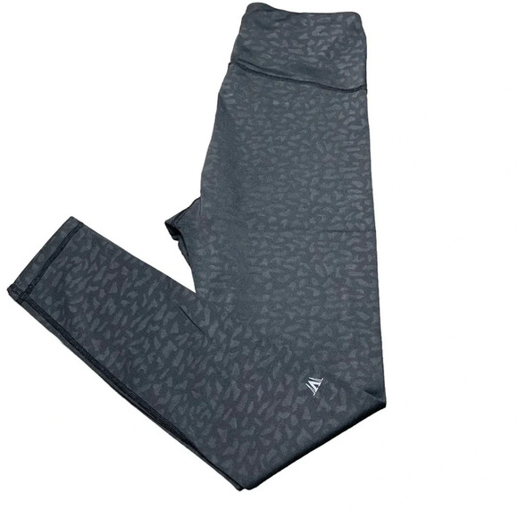 IVL Collective Chi Chi Active Black Leopard Leggings - Picture 5 of 8